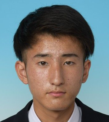 深山　優成